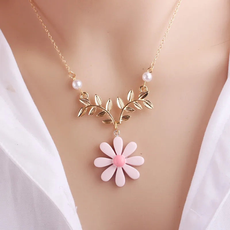 NK106 Delicate Sunflower Pendant Necklace For Women Daily Imitation Pearl Jewelry Sweater Daisy Flower Leaf Collar Accessories