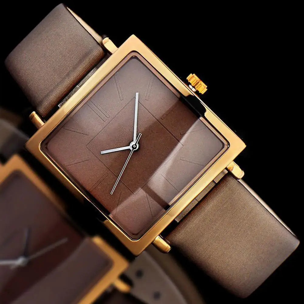 2021 New Watch No Numbers Style Comfortable to Wear Faux Leather Quartz Square Wrist Watch for Women Fashion Simple