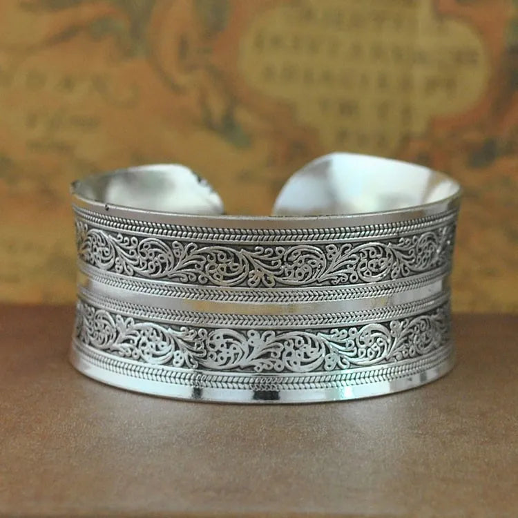 Vintage Cuff Bracelet Tibetan Silver Plated Carved Flower Geometric Animal Opening Bangle Adjustable Indian Jewelry Women Gifts