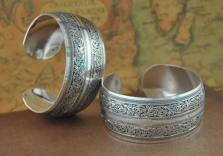 Vintage Cuff Bracelet Tibetan Silver Plated Carved Flower Geometric Animal Opening Bangle Adjustable Indian Jewelry Women Gifts