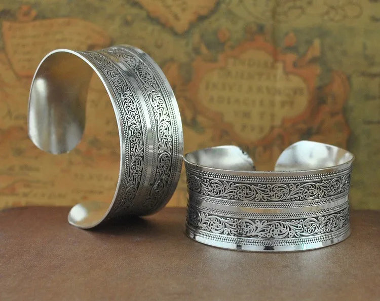 Vintage Cuff Bracelet Tibetan Silver Plated Carved Flower Geometric Animal Opening Bangle Adjustable Indian Jewelry Women Gifts