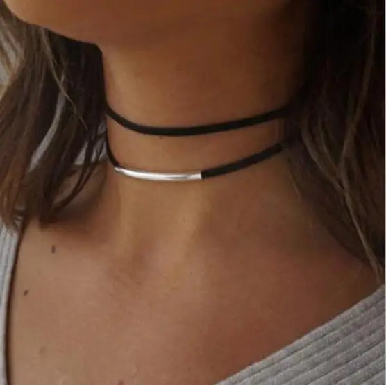 2019 New Fashion Bending Tube Velvet Choker Necklace Double Layer Style Torque Black Short Leather Necklace Charm Collier Femme