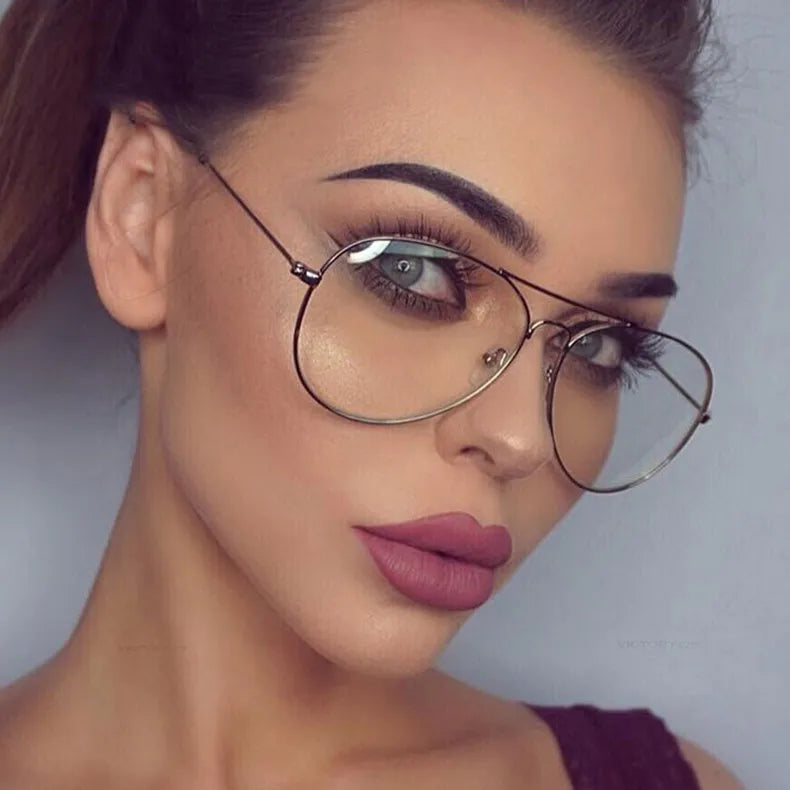 2023 Fashion Polit Glass Frame Women Retro Clear Lens Optical Glasses Brand Designer Black Frame Alloy Eyeglasses Unisex