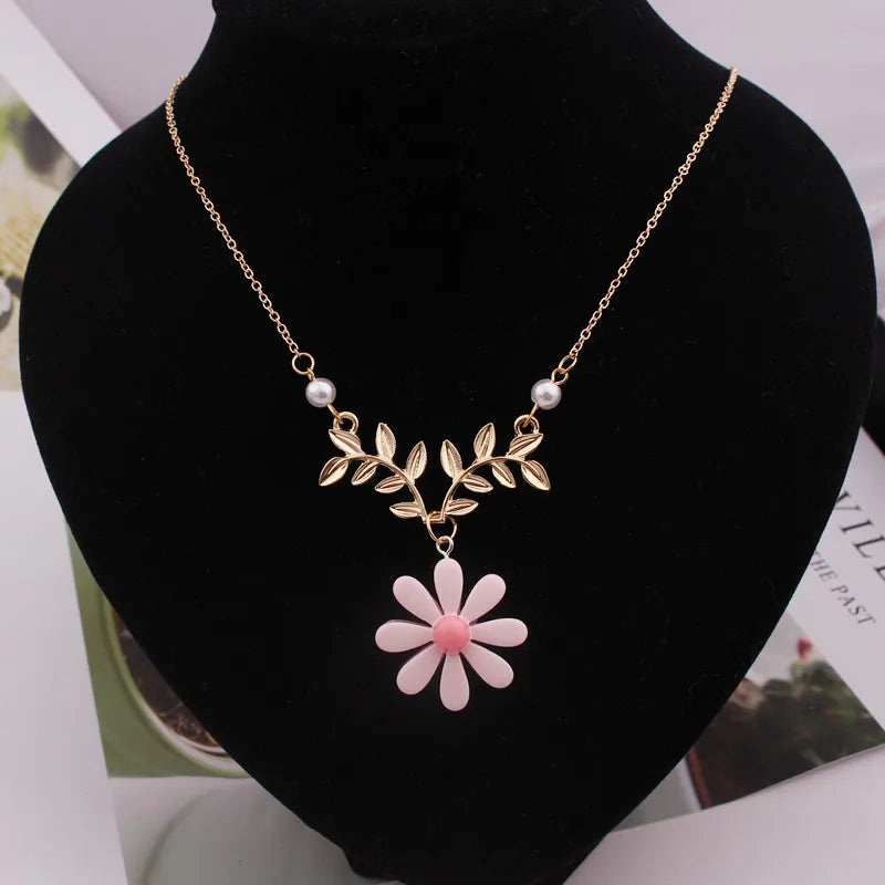 NK106 Delicate Sunflower Pendant Necklace For Women Daily Imitation Pearl Jewelry Sweater Daisy Flower Leaf Collar Accessories