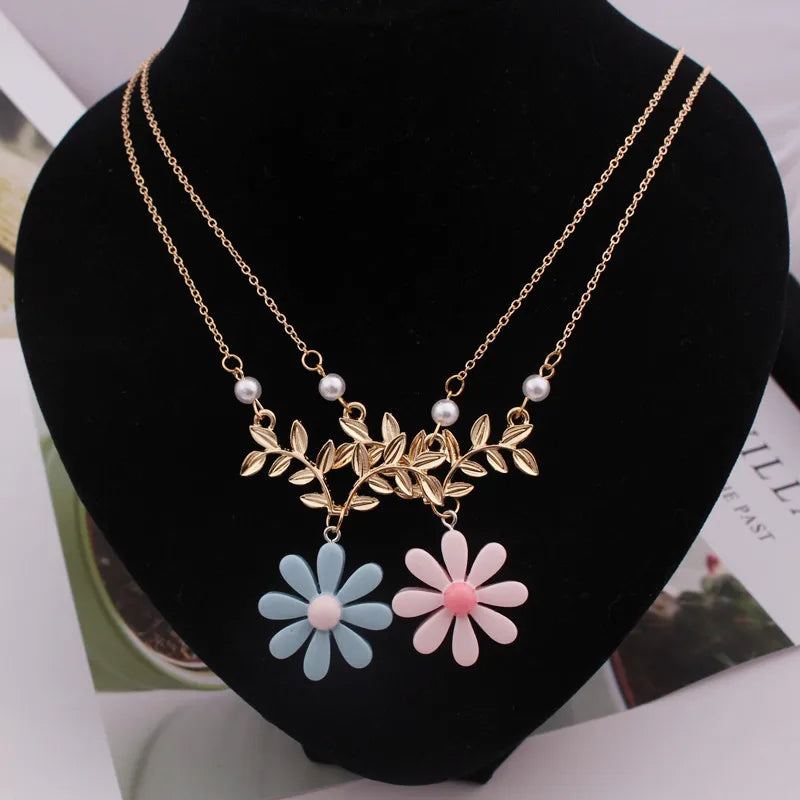 NK106 Delicate Sunflower Pendant Necklace For Women Daily Imitation Pearl Jewelry Sweater Daisy Flower Leaf Collar Accessories