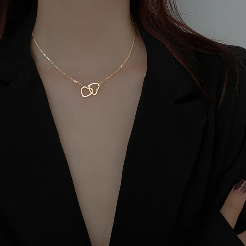 Korean Fashion Metal Alloy Heart Stainless Steel Necklace for Women Double Heart Necklace Interlocking Necklace Jewelry Collares