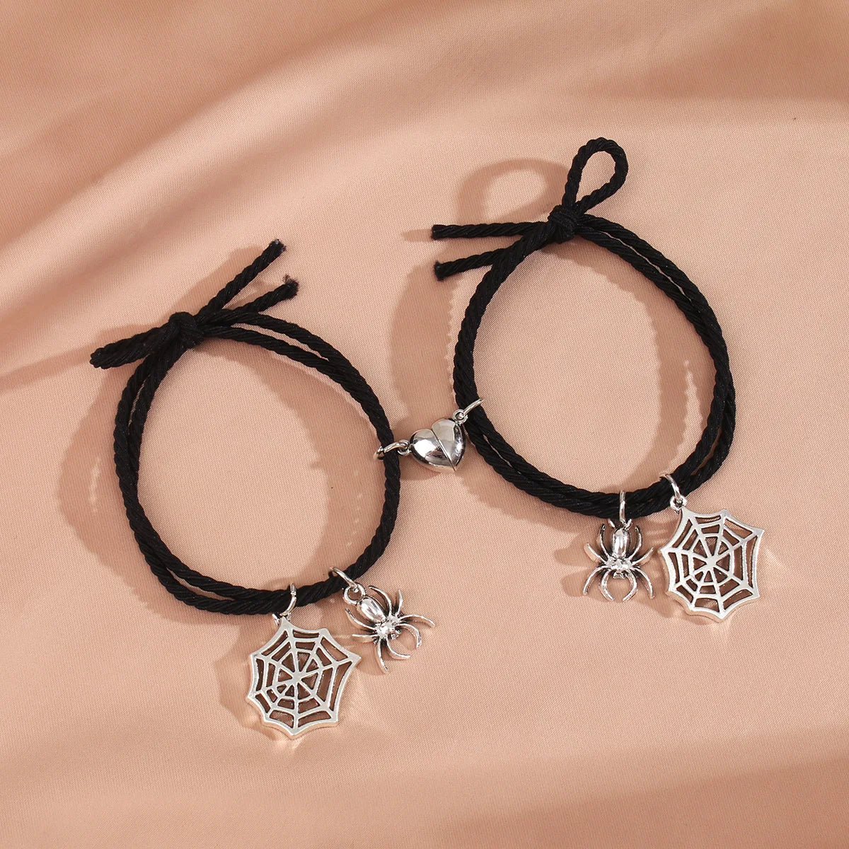 2Pcs Creative Heart Magnetic Matching Couple Bracelets for Women Men Cute Cartoon Ghost Pendant Bracelet BFF Friendship Jewelry