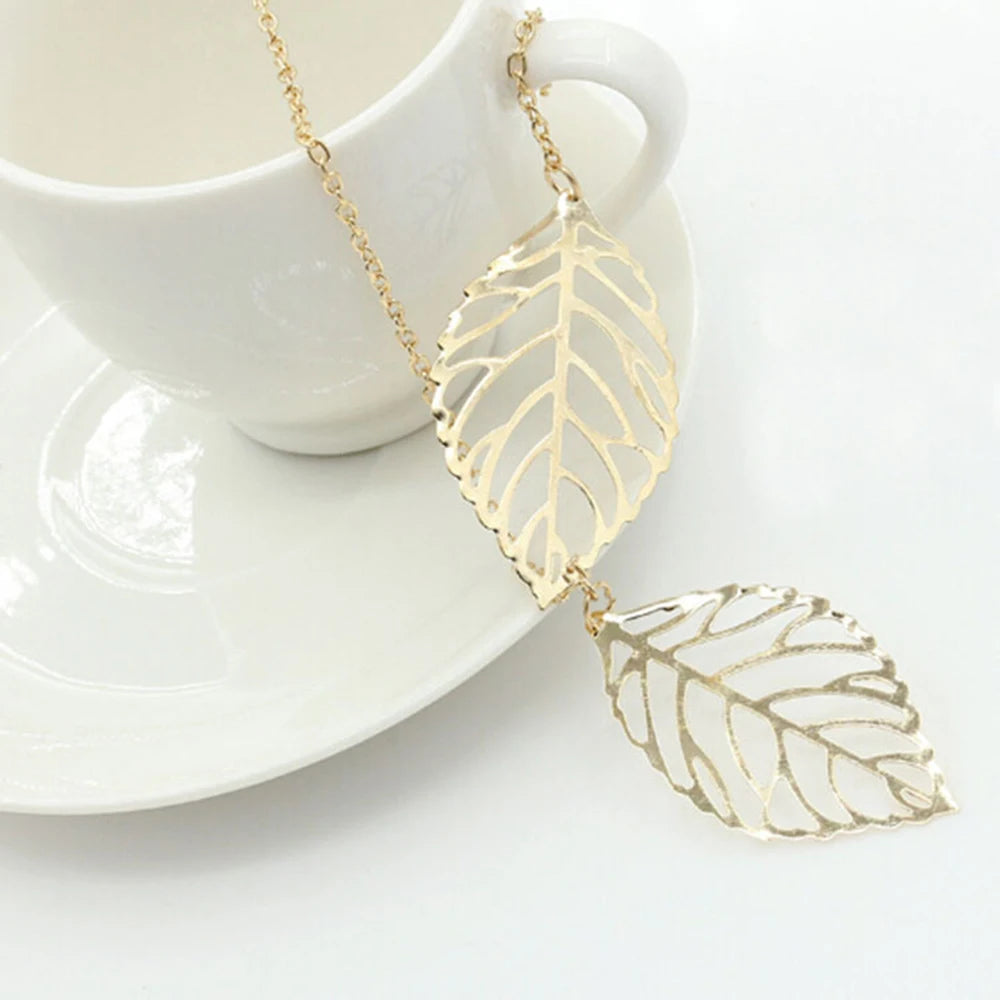 New Fashion Double Leaves Women Boho Simple Alloy Clavicle Necklace Leaf Pendants Necklaces Collares Accessories Jewelry Gift