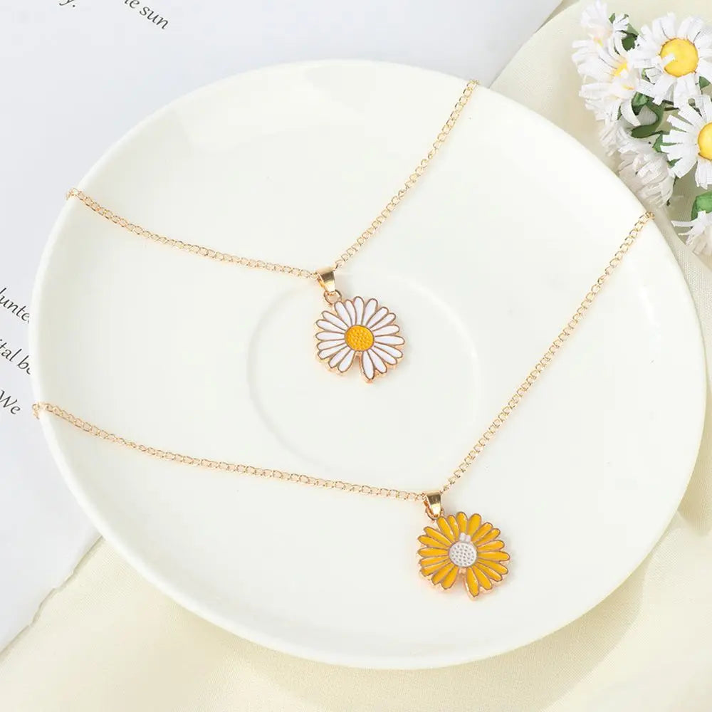 Fashion Novelty Metal Pendant Cute Neck Jewelry Daisy Flower Necklace Sunflower Necklace Collar