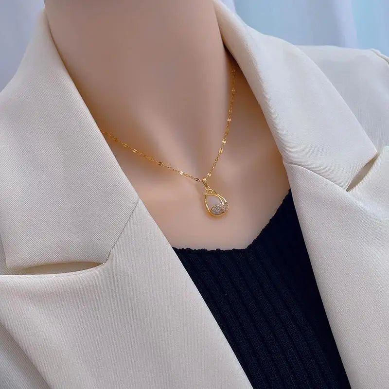 Elegant Tulip Drop Necklace for Women Opal Fashion Jewelry Golden Necklace Luxury Classic Party Clavicle Chain Jewelry Gifts