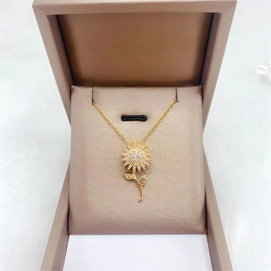 Exquisite Fashion Sun Necklace Classic Personality Rotatable Hope Flower Simple Public Clavicle Chain Pendant