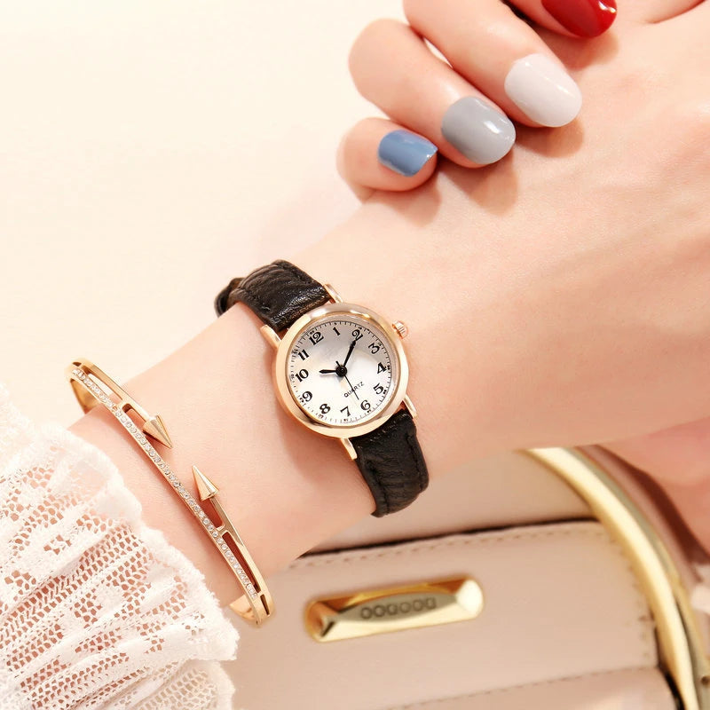 Classic Women's Casual Quartz Leather Band Strap Watch New Round Analog Clock Wrist Watches Designer Watches