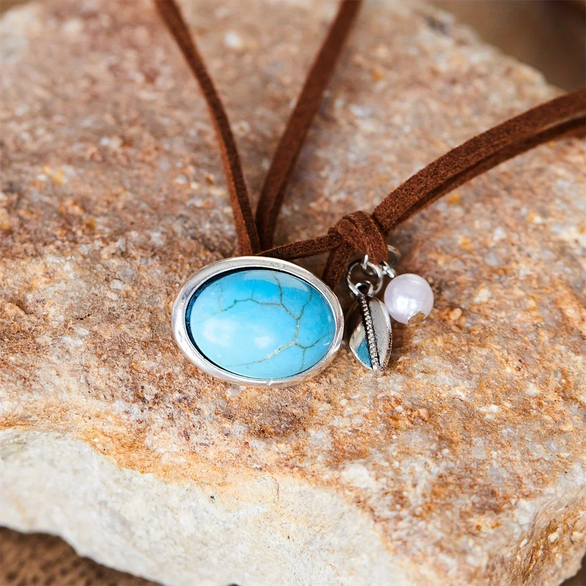 Bohemian Turquoise Alloy Double Layer Pendant Choker Necklace Summer Beach Leather Rope Necklace for Women Jewelry