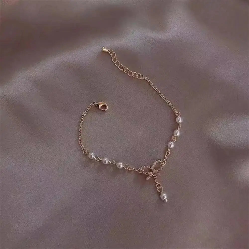 Girl Korean Charming Bracelet Women Golden Moon Stars Stylish Limited Edition Party Wedding Party Bracelet Jewelry Accessories