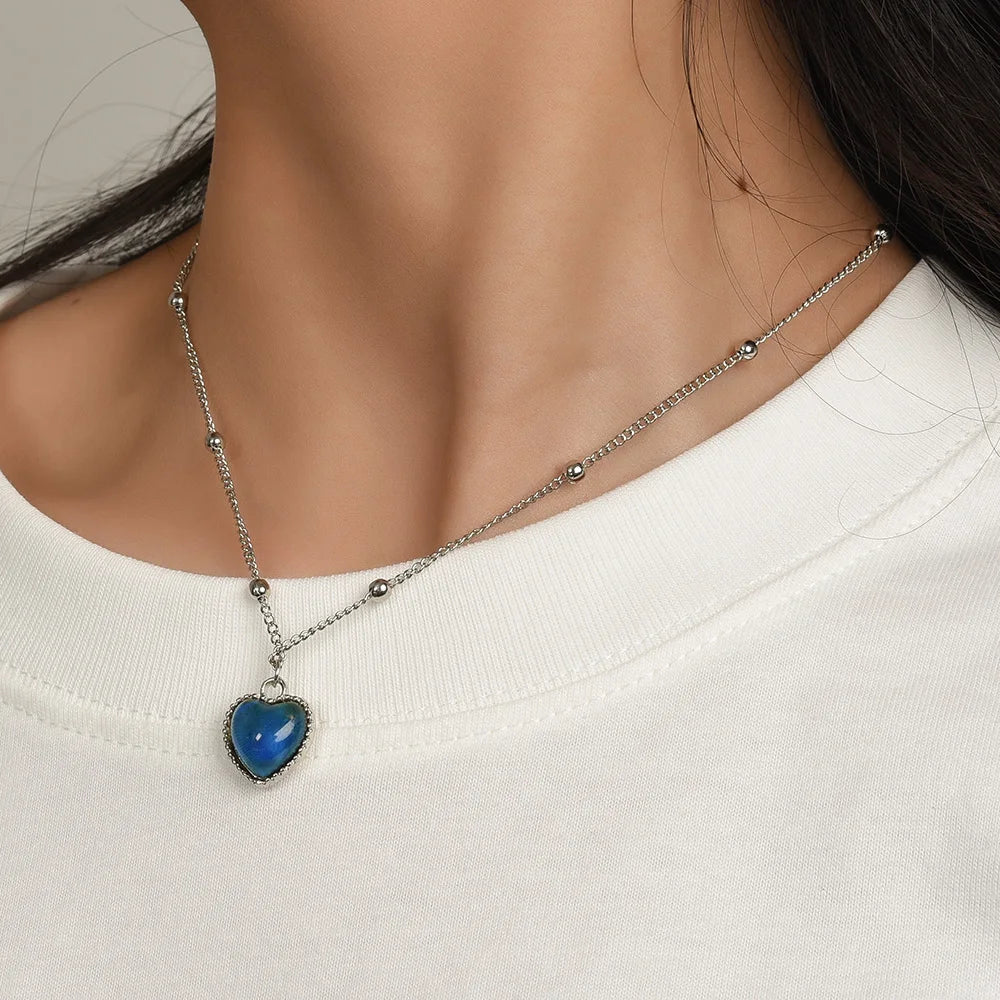 Thermochromic Mood Monitor Heart Pendant Necklace Color Change As Emperature Women Girls Clavicle Chain Necklaces Lover Jewelry