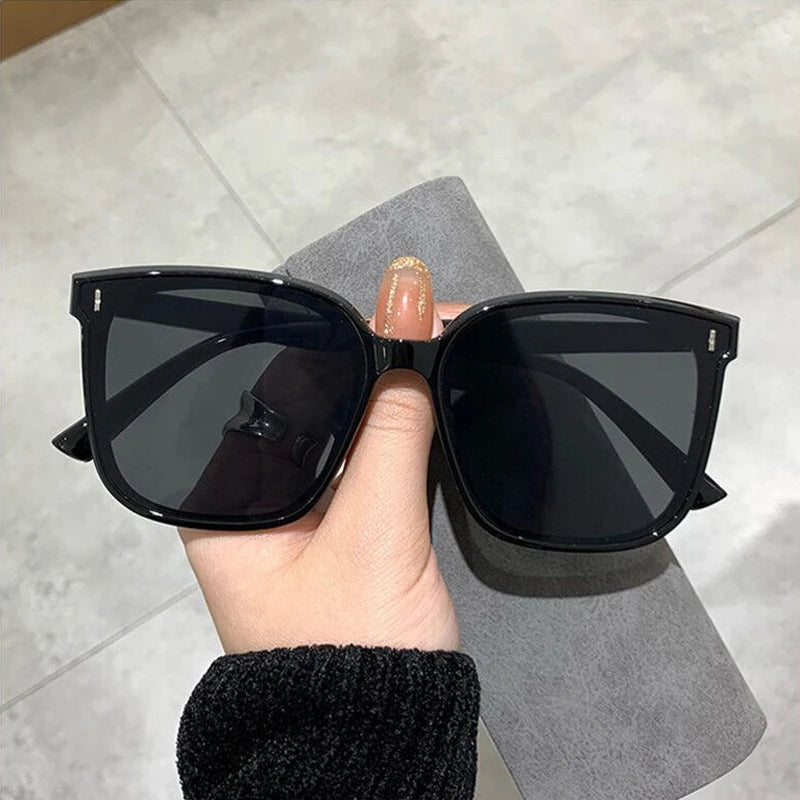 Square Sunglasses Women Designer Luxury Cat Eye Sun Glasses Female Classic Vintage Eyewear UV400 Outdoor Holiday Glasses