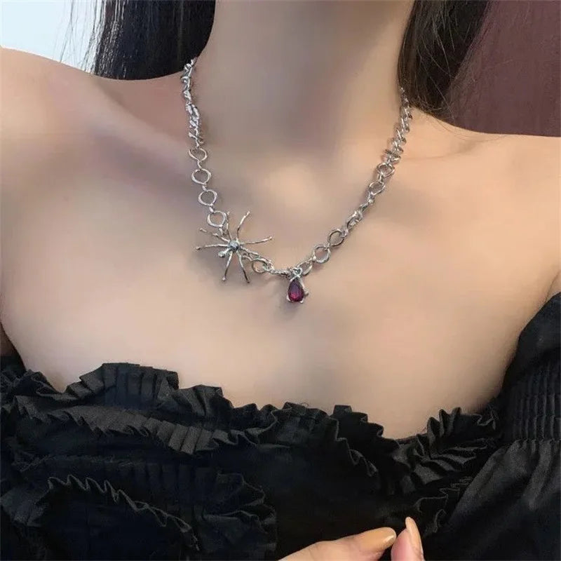 1Pcs Punk Spider Crystal Pendant Necklace Goth Chain Choker For Women Halloween Party Jewelry Gift