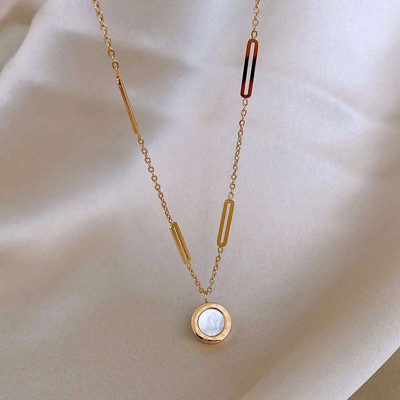 Classic Fashion Stainless Steel Roman Digital Wafer Pendant Necklace 2023 Fashion Jewelry Christmas Party Women's Sexy Necklace