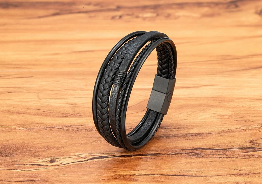 XQNI Luxury Fashion Hand-Woven Leather Bracelet Multilayer Men's Bangles Stainless Steel Magnetic Buckle Party Jewelry Gift