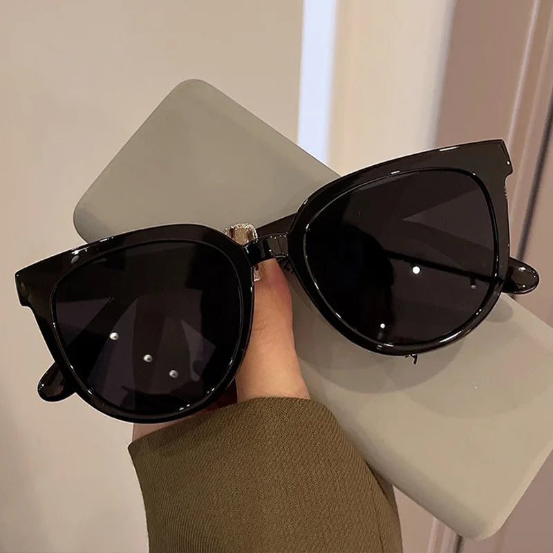 2024 Outdoor UV Resistant Shades UV400 Eyewear New Retro Round Sunglasses for Women Trendy Korean Small High-end Sunglasses