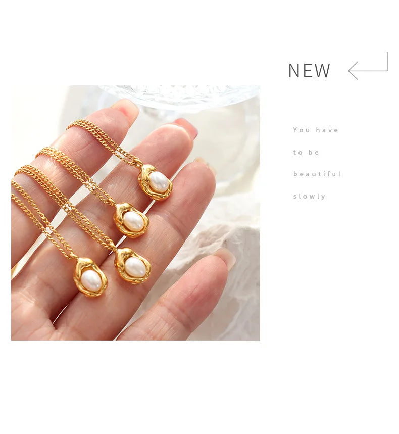 Fashion Inlaid Pearls Pendant Necklace for Women Luxury Design Stainless Steel Cuban Chain Wedding Woman Necklaces Jewelry