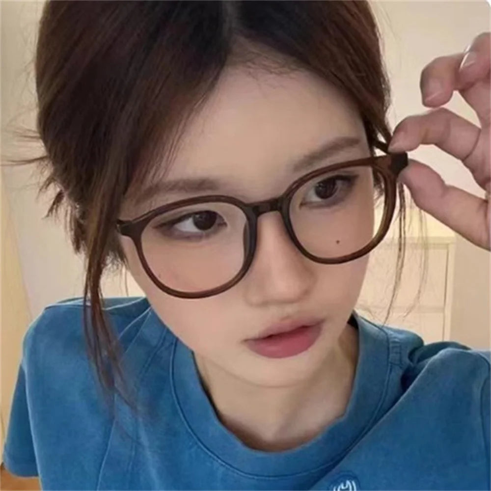 New Retro Ultra-light Glasses Anti-blue Light Flat Glasses Female Fashion Exquisite Casual Transparent Frame Flat Light Glasses