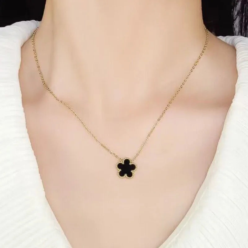 Double Sided Flowers Women's Stainless Steel Necklace Necklaces for Women Pendant Silver Color Clover Fashion Jewelry Party Gift