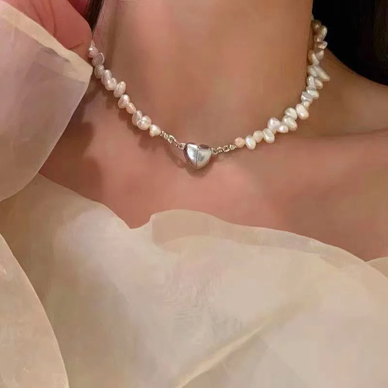 Korean Fashion Pearl Chain Choker Necklace for Women Girls 2022 Trend Jewelry Heart Pendant Necklace Bridal Engagement