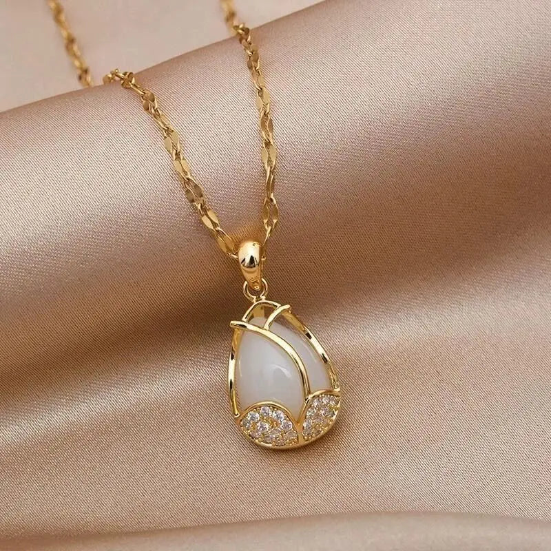 Elegant Tulip Drop Necklace for Women Opal Fashion Jewelry Golden Necklace Luxury Classic Party Clavicle Chain Jewelry Gifts