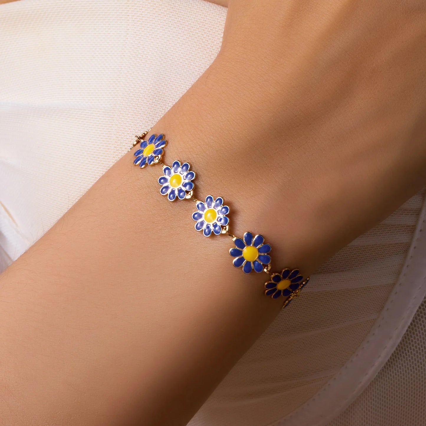 Fashion Sweet Flower Daisy Bracelet for Women Girl Y2K Accessories Handmade Colorful Beads Bracelet Boho Summer Pulseras Jewelry