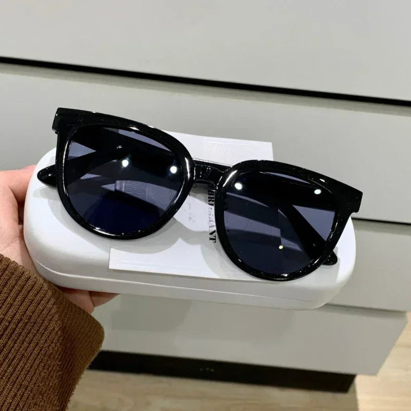 2024 Outdoor UV Resistant Shades UV400 Eyewear New Retro Round Sunglasses for Women Trendy Korean Small High-end Sunglasses