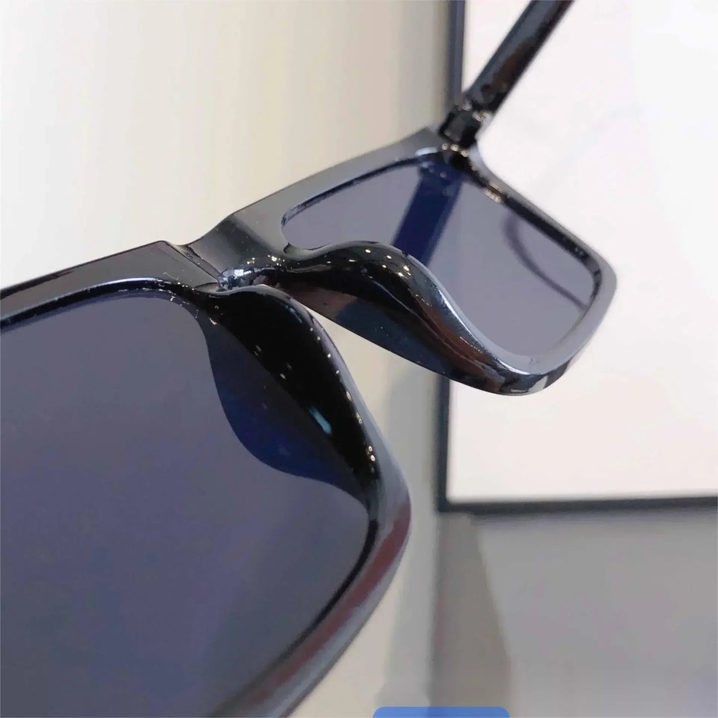 New Fashion Square Sunglasses Women Men Designer Luxury unisex Sun Glasses Men's Classic Vintage Eyewear UV400 Oculos De Sol