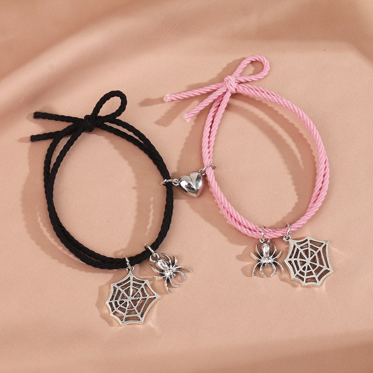 2Pcs Creative Heart Magnetic Matching Couple Bracelets for Women Men Cute Cartoon Ghost Pendant Bracelet BFF Friendship Jewelry