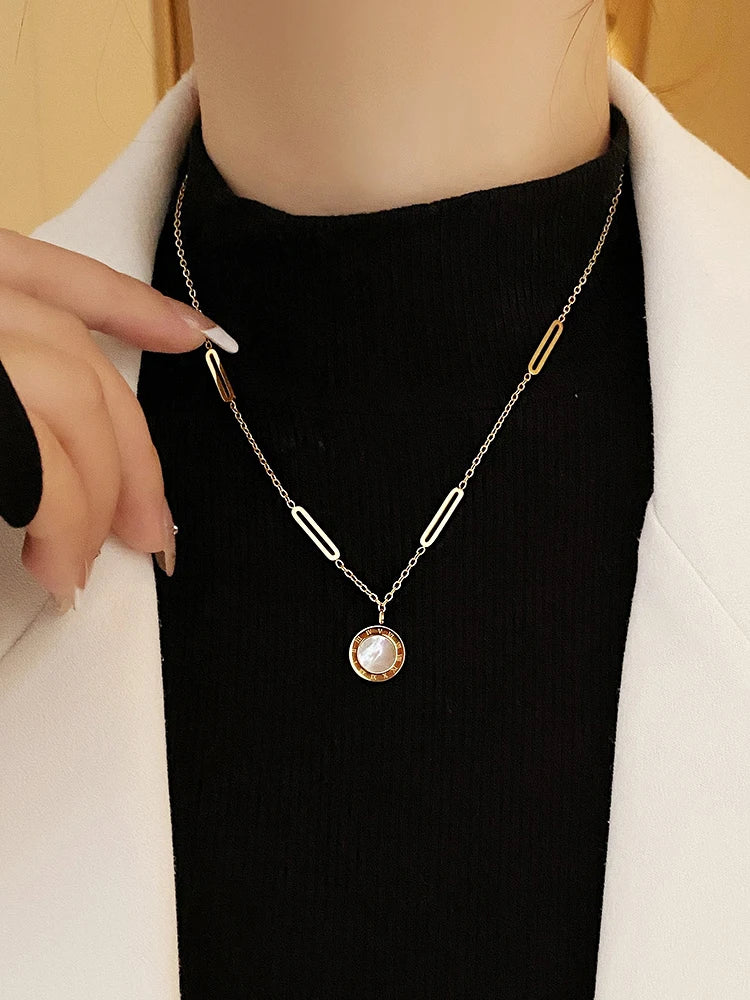 Classic Fashion Stainless Steel Roman Digital Wafer Pendant Necklace 2023 Fashion Jewelry Christmas Party Women's Sexy Necklace