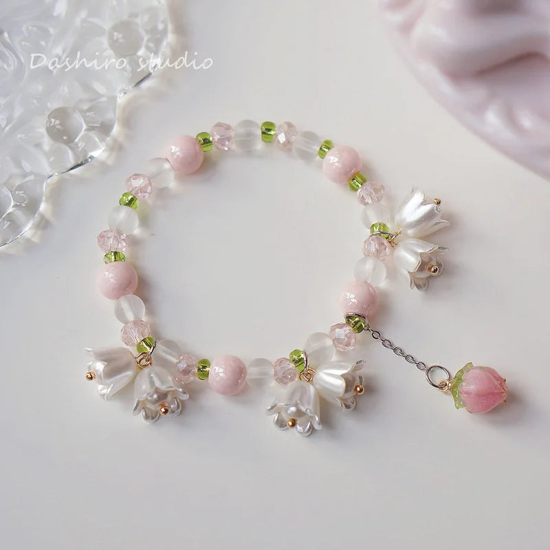 Sweet Vintage Pearl Lily Tulip Flower Bracelet for Women Fashion Korean Cute Tassel Peach Pendant Bracelets Aesthetic Jewelry