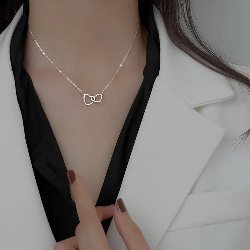 Korean Fashion Metal Alloy Heart Stainless Steel Necklace for Women Double Heart Necklace Interlocking Necklace Jewelry Collares