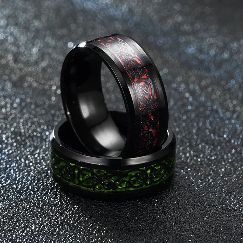 2023 Fashion Men Stainless Steel Dragon Ring Inlay Purple Black Carbon Fiber Ring Wedding Band Jewelry 8MM