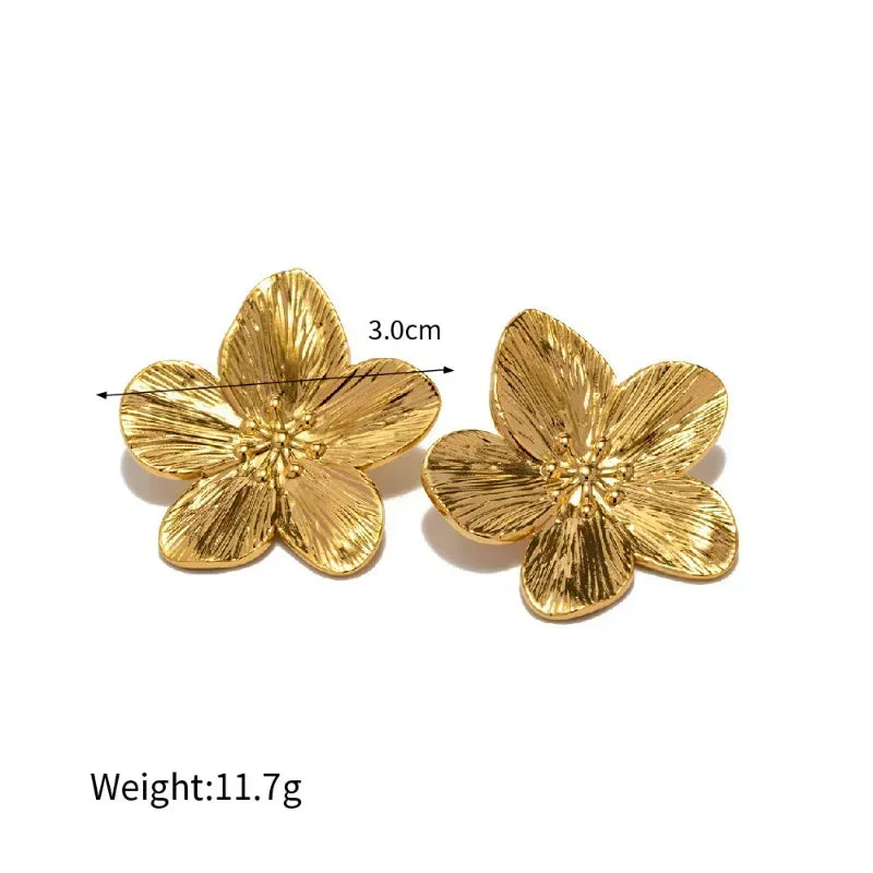 Minar High Quality Metallic Flowers Cuff Bracelets for Women 18K Gold PVD Plated Stainless Steel Tarnish Free Chunky Bangles