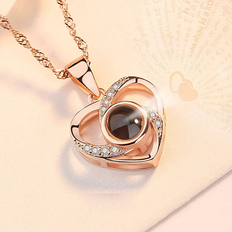 1pc Love Heart Necklace 100 Languages I Love You Projection Pendant Jewelry for Mom Girlfriend Birthday Romantic Fashion Gifts