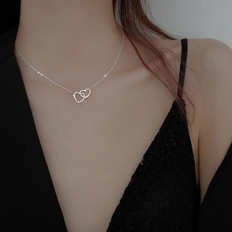 Korean Fashion Metal Alloy Heart Stainless Steel Necklace for Women Double Heart Necklace Interlocking Necklace Jewelry Collares