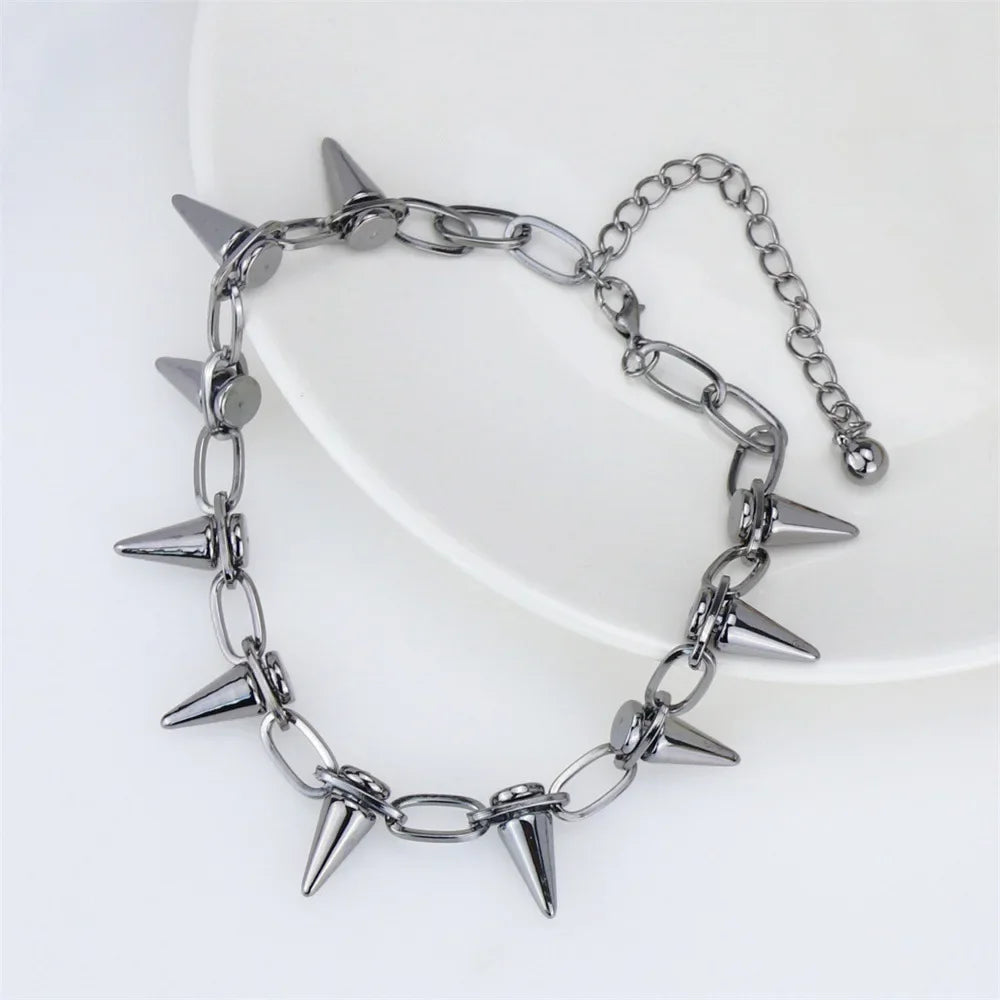 Punk Spike Chokers Necklaces Women Goth Rivet Collar Choker Necklace Men Metal Spike Link Chain Unisex Rock Night Club Jewelry