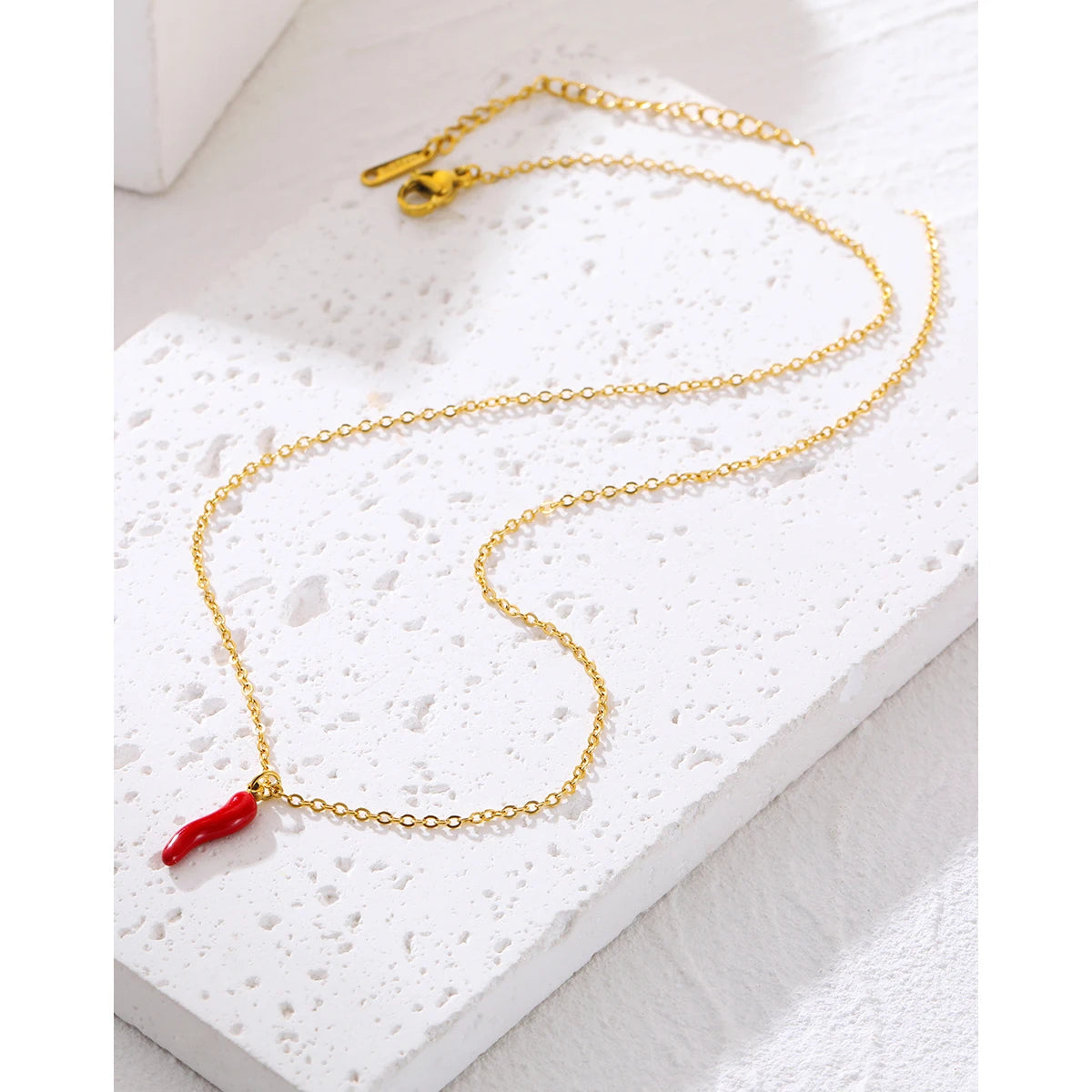 YACHAN Minimalist 18K Gold Plated Stainless Steel Chains Necklace for Women Creative Enamel Red Hot Pepper Pendant Cute Jewelry