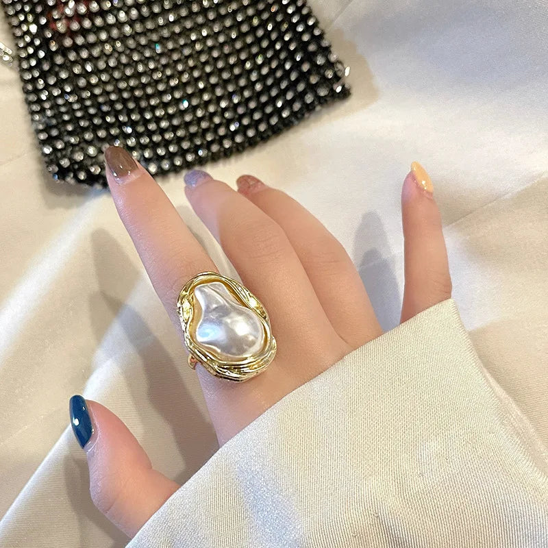 2023 New Design Starfish Pearl Ring Shape Gold Color Adjustable Rings For Women Korean Fashion Jewelry Party Luxury Accessory