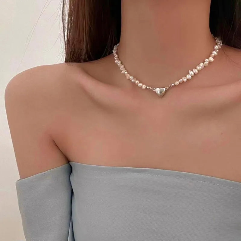 Korean Fashion Pearl Chain Choker Necklace for Women Girls 2022 Trend Jewelry Heart Pendant Necklace Bridal Engagement